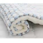HEYPET Pet Blanket Dog Bed Cat Mat Soft Coral Fleece Winter Thicken Warm  Sleeping Beds for Small Medium Dogs Cats Pet Supplies