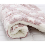 HEYPET Pet Blanket Dog Bed Cat Mat Soft Coral Fleece Winter Thicken Warm  Sleeping Beds for Small Medium Dogs Cats Pet Supplies